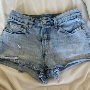 501 mid rise short shorts